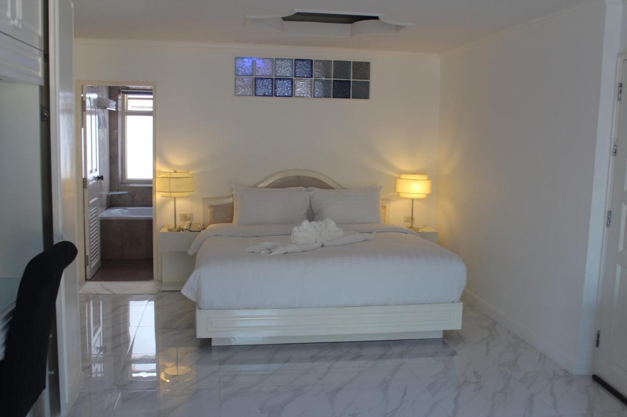 Le Cafe Royale Hotel Pattaya Luaran gambar